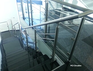 10 - Nerezové zábradlí